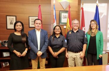 VISITA-DELEGACION-TIBASI4A5036